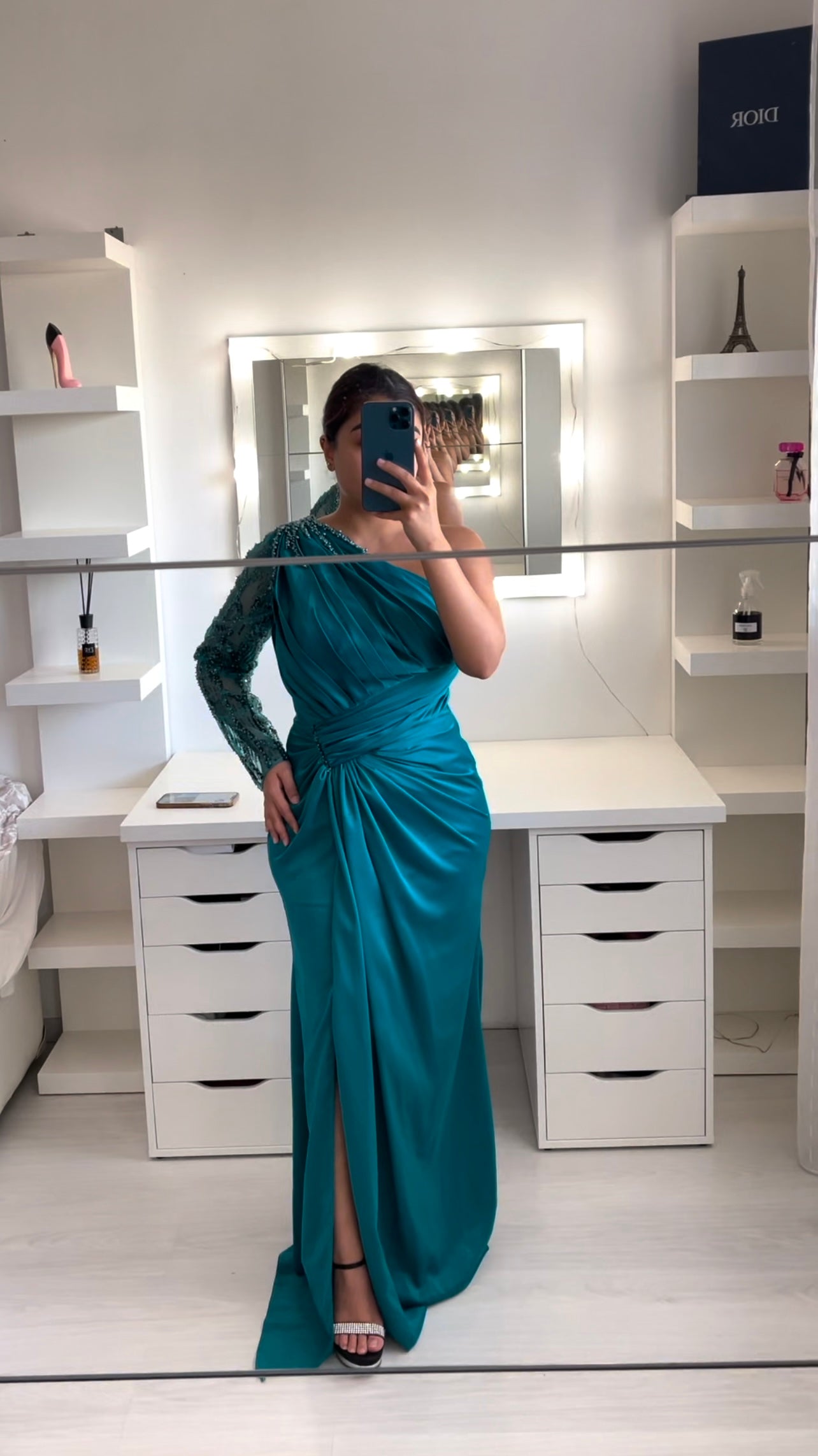 Abby Abendkleid mit einem Ärmel
