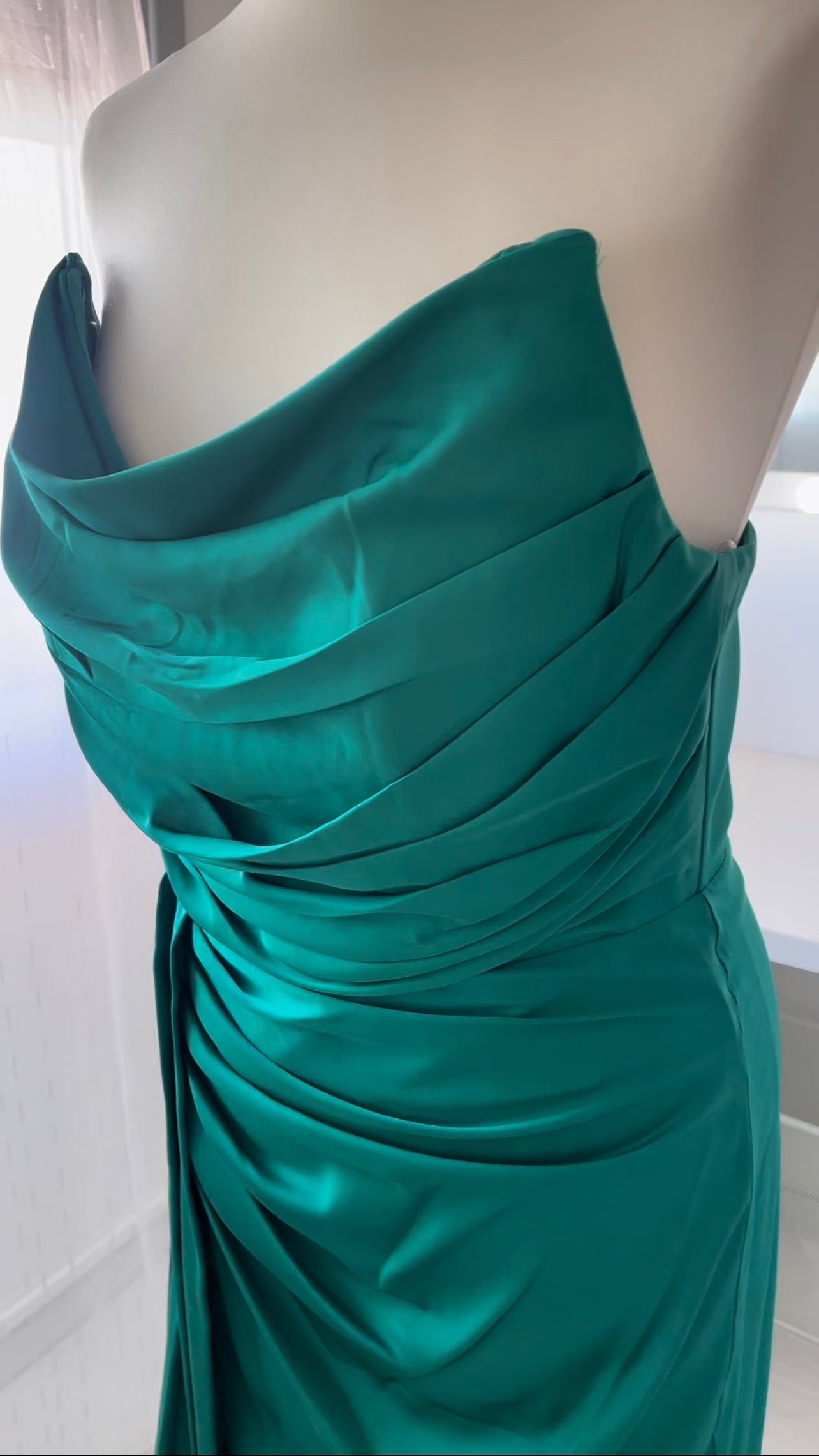 Trägerloses Kleid