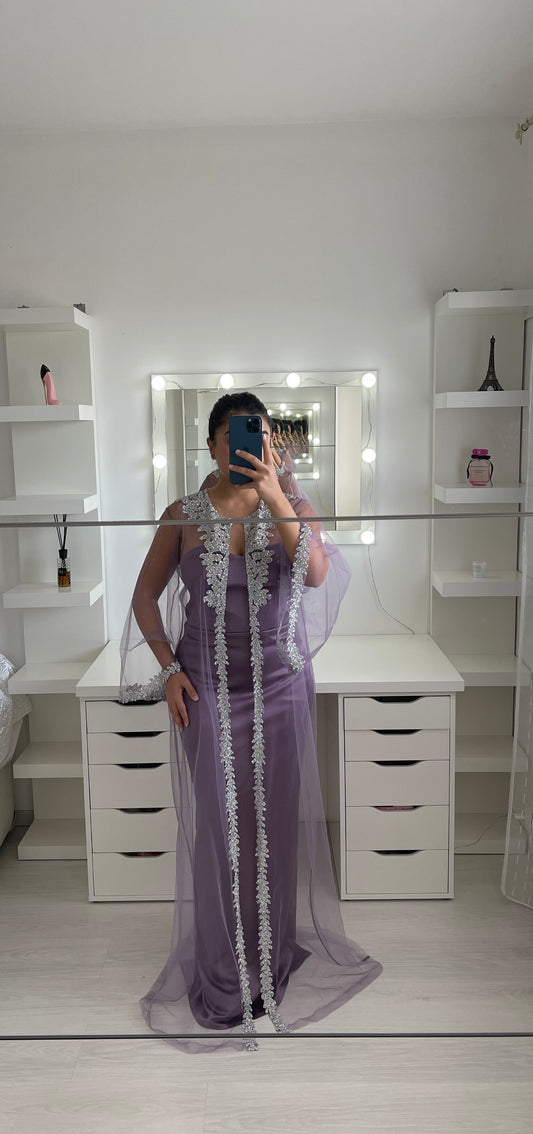 Lila Abaya