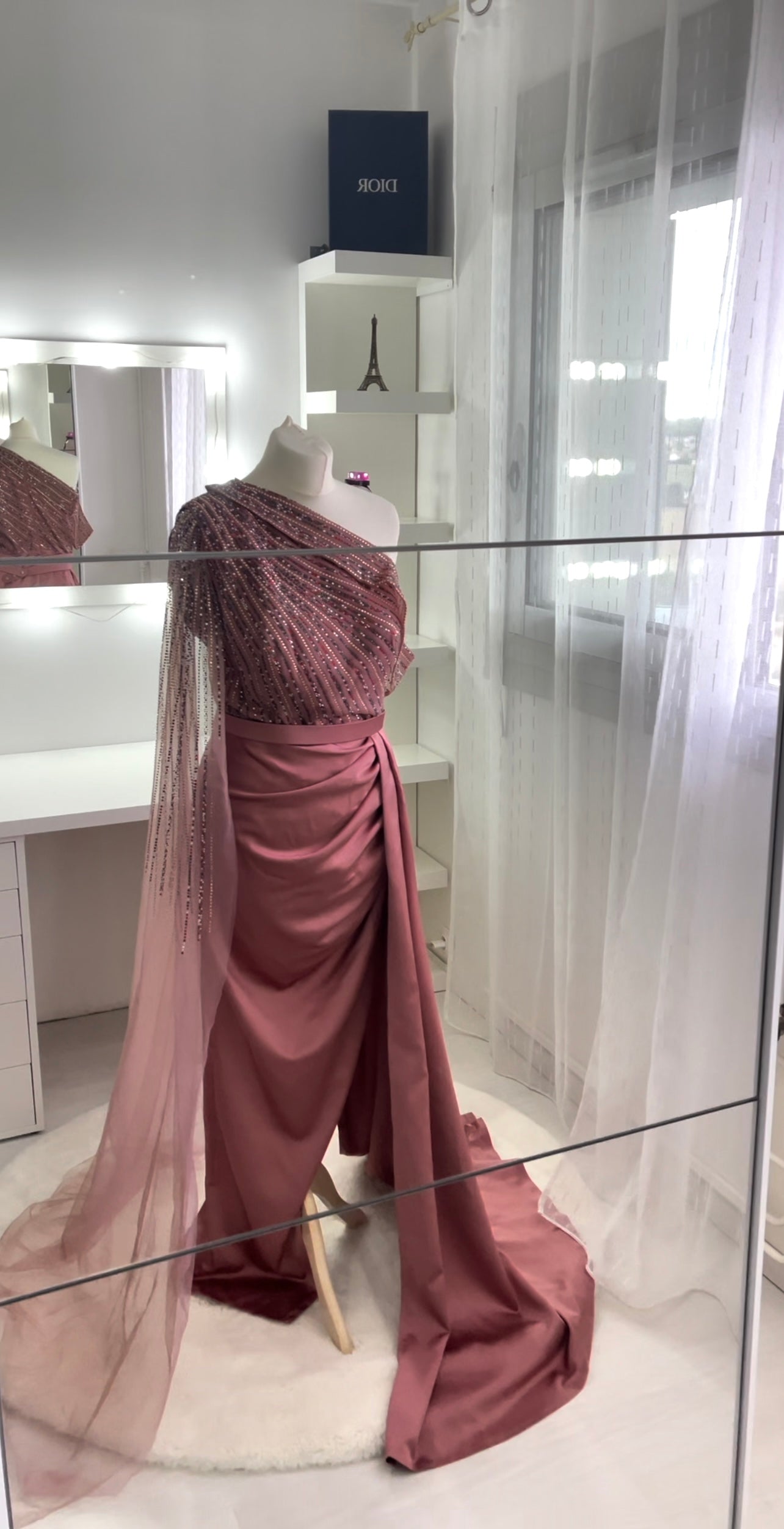 Asymmetrisches Abendkleid „STAR“