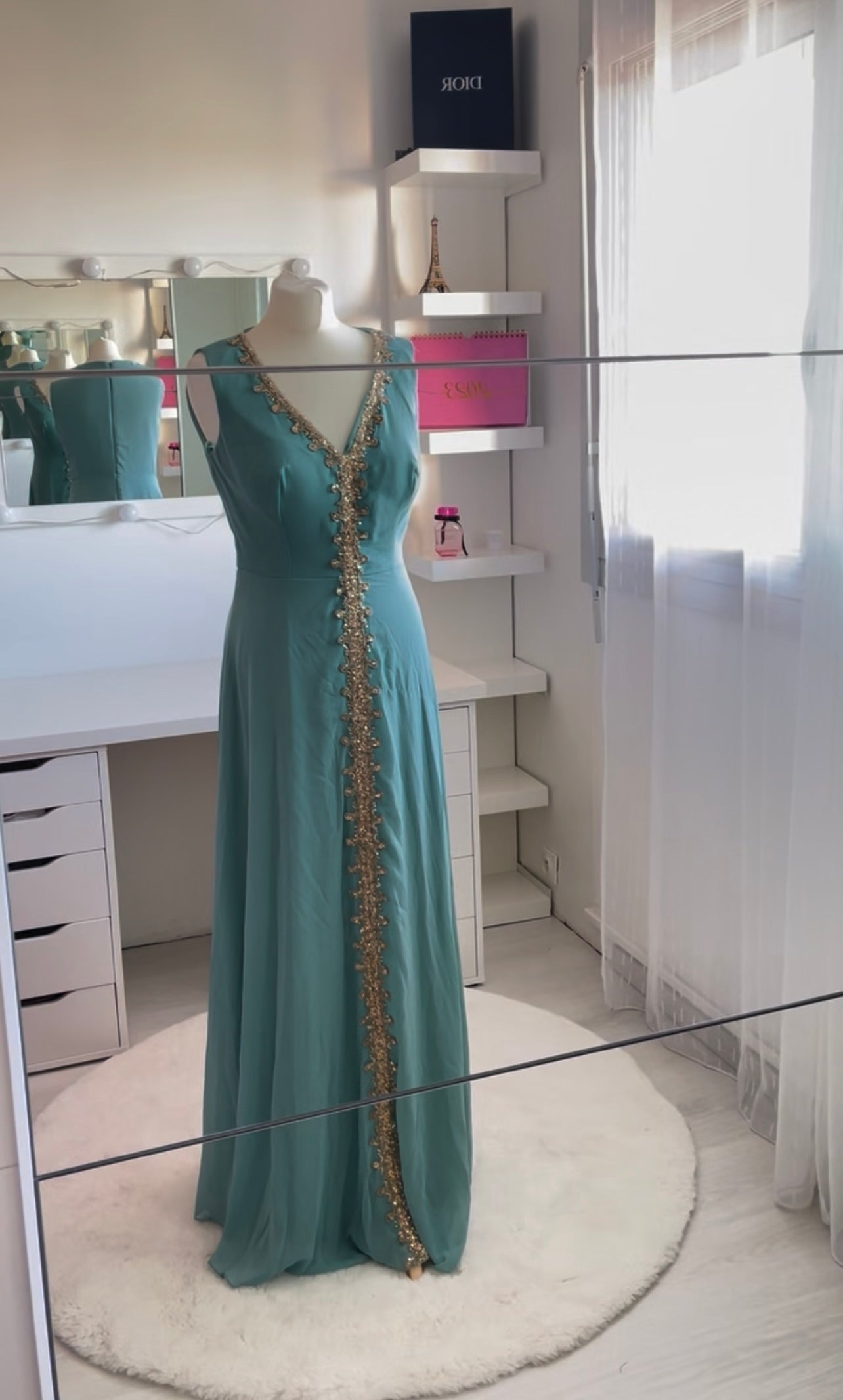 Wassergrüner Kaftan