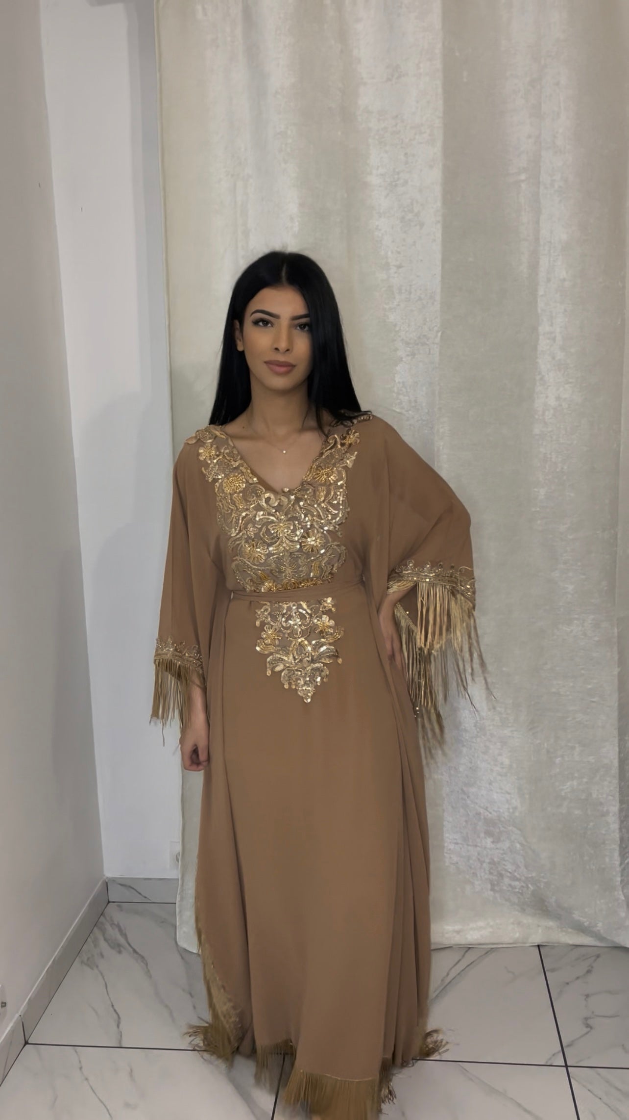 Goldene Abaya
